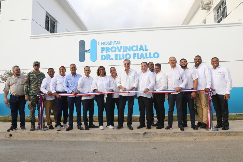 Presidente Abinader entrega Hospital Provincial Dr. Elio Fiallo y Centro de Primer Nivel en Pedernales