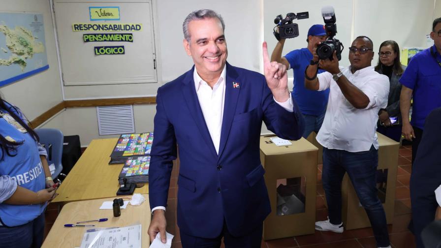 El Presidente Abinader lamenta la violencia en elecciones municipales