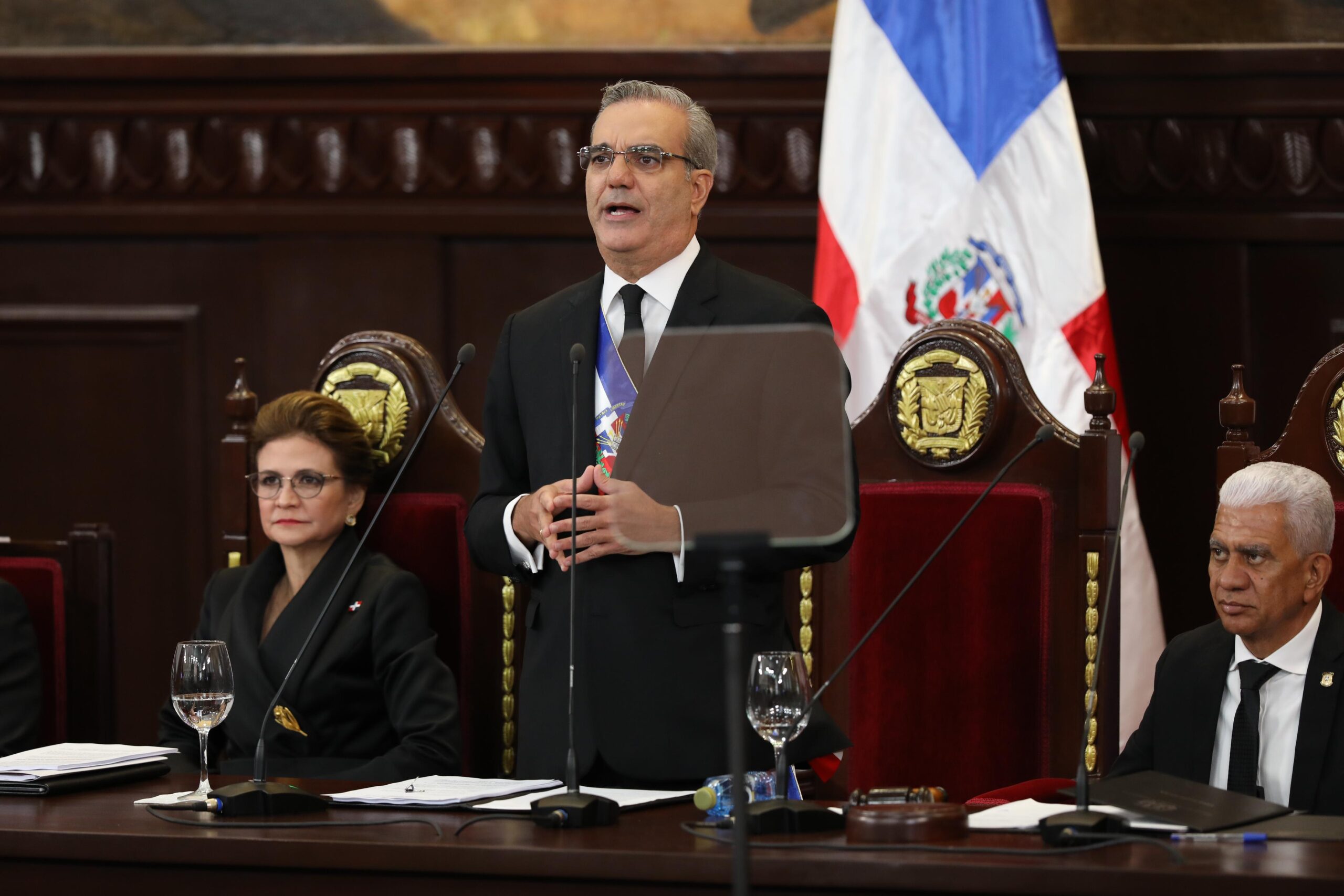 Abinader afirma que supera con hechos el olvido del sur en los pasados gobierno