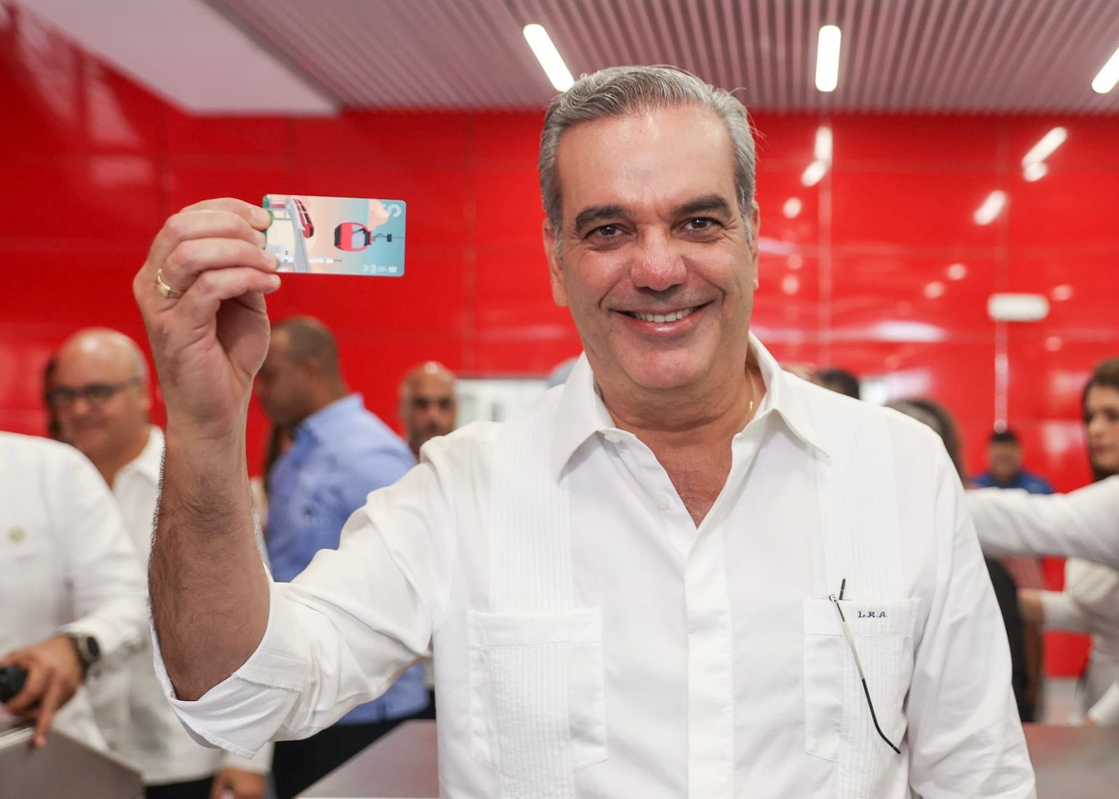 Presidente Abinader inaugura el Teleférico de Santiago, impulsando el transporte y el turismo en la región