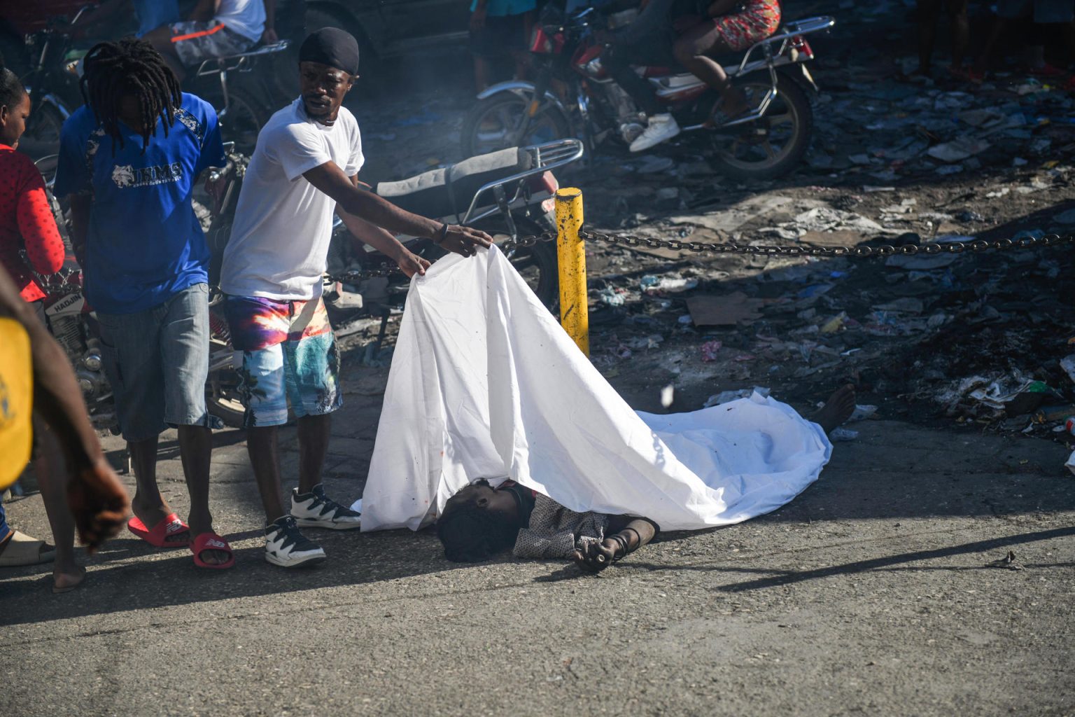 Caos y violencia en Puerto Príncipe: Más de 33,000 personas huyen de la capital haitiana