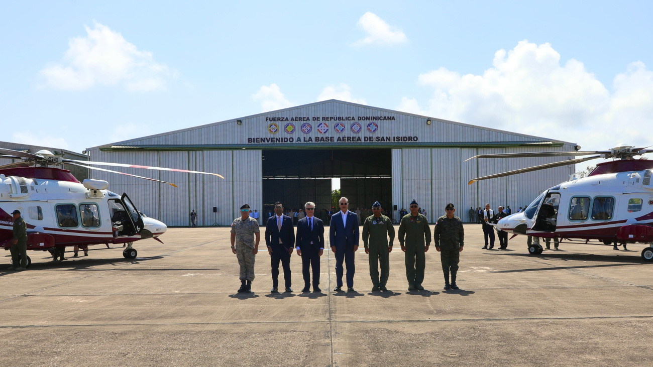 Presidente Abinader encabeza entrega de modernos helicópteros a Fuerza Aérea Dominicana
