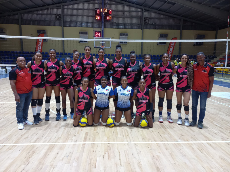 Inicio de la serie final: Distrito Nacional vs. San Cristóbal en la Copa de Campeones de Voleibol Femenino
