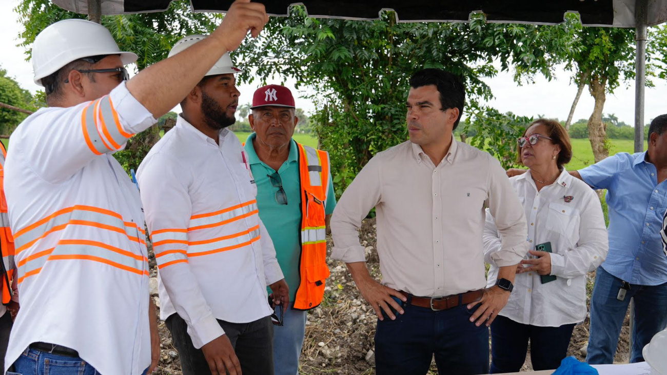 Inapa mejora alcantarillado en Licey al Medio para 40,000 habitantes