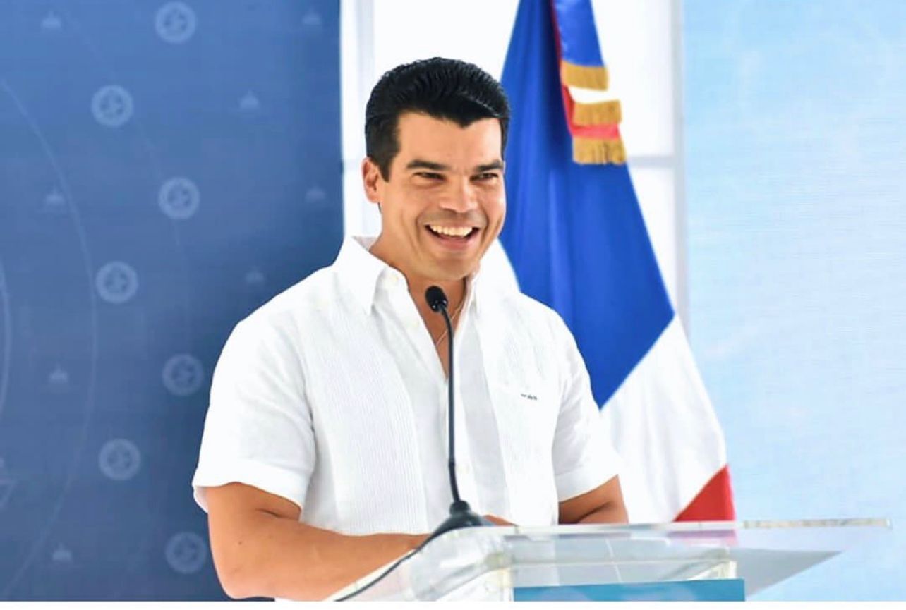 Wellington Arnaud: Consolidando su Fortaleza en el PRM