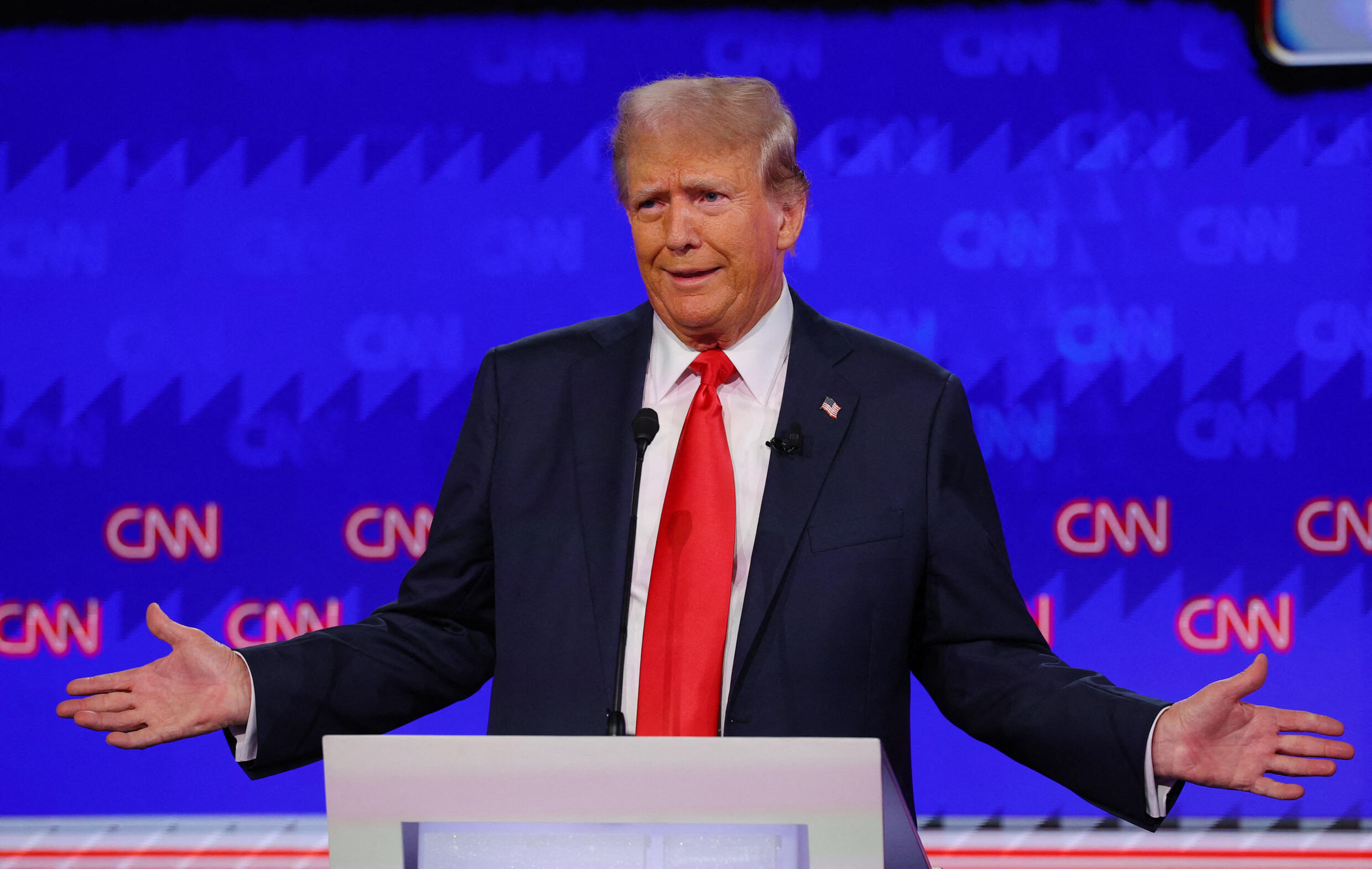 Trump Acusa a Biden de Crear un «Nido de Ratas» con Políticas Migratorias en Acalorado Debate