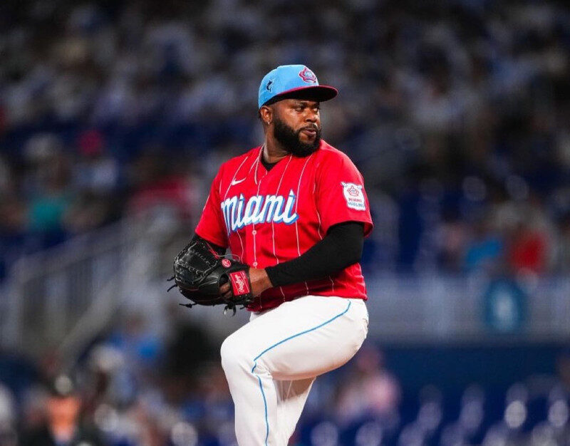 Águilas Cibaeñas contratan a Johnny Cueto para la temporada 2024-25