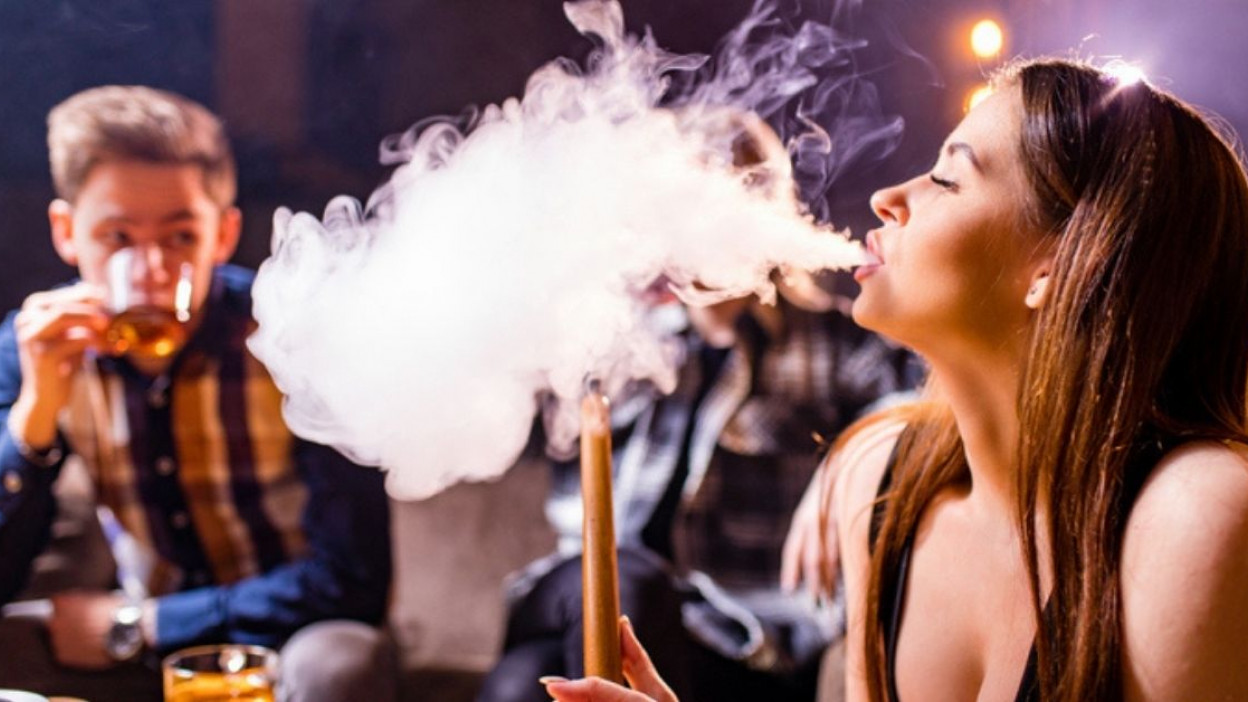 Senado aprueba en primera lectura prohibición de hookah en lugares públicos y privados