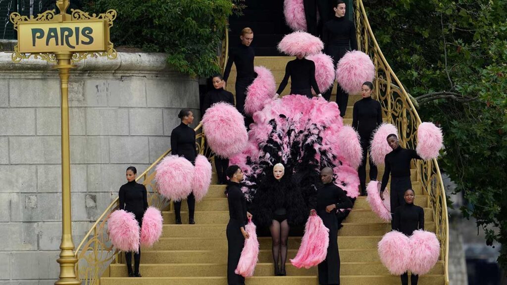 Lady Gaga Brilla en la Inauguración de los Juegos Olímpicos de París 2024