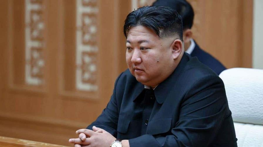 Kim Jong Un enfrenta problemas de salud por obesidad, según la inteligencia surcoreana