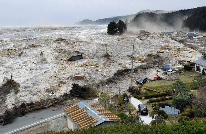 Tsunami de medio metro golpea el sudoeste de Japón tras fuerte terremoto de magnitud 7.1