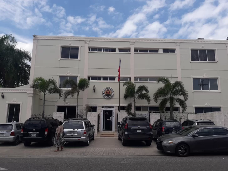 Embajada de Haití desmiente nacionalidad haitiana de mujer en actos vandálicos