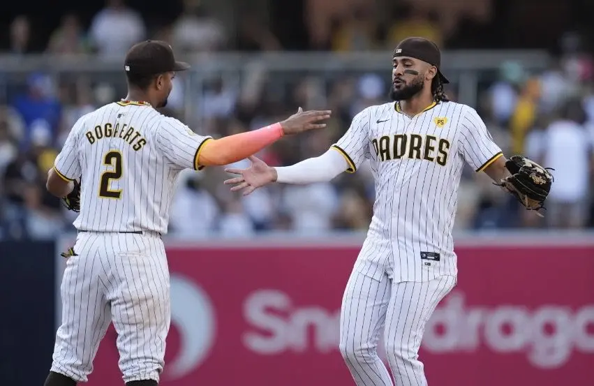 Fernando Tatis Jr. regresa con fuerza después de 60 días en la lista de lesionados y lidera a los Padres