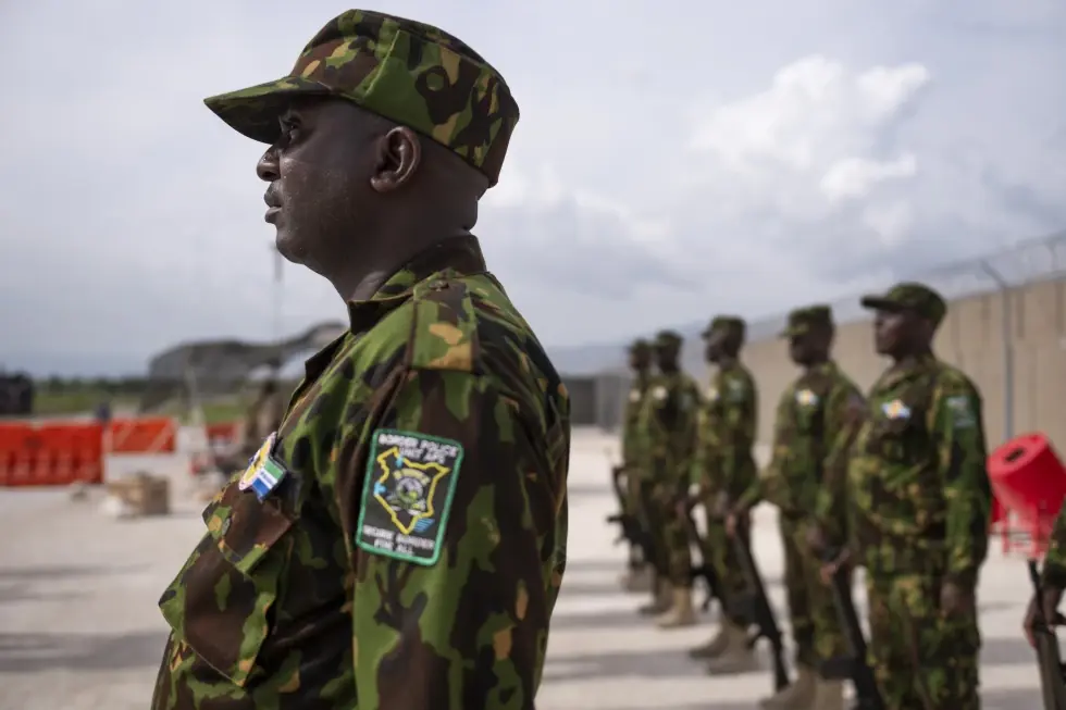 Jamaica envía tropas a Haití para apoyar misión de la ONU liderada por Kenia contra pandillas violentas