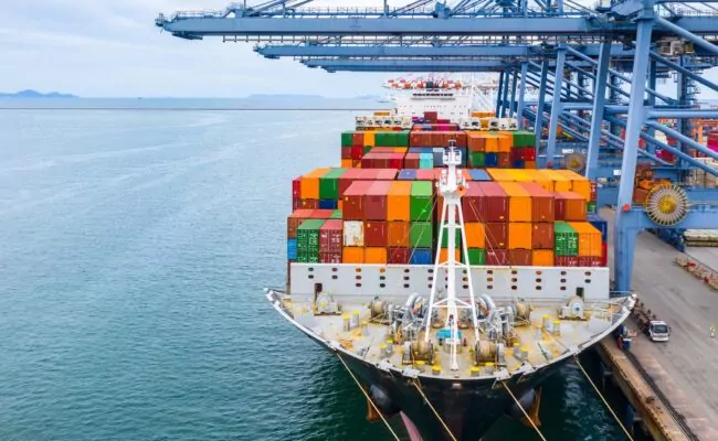 Exportaciones dominicanas alcanzan récord histórico en agosto, superando los USD 1,119.7 millones