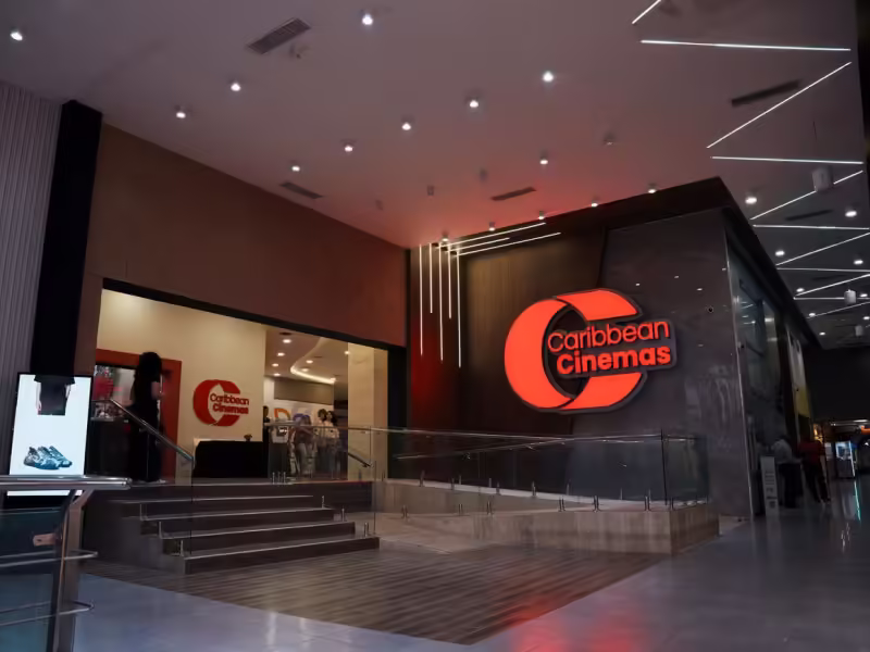 Caribbean Cinemas inaugura complejo cinematográfico en SFM con siete modernas salas