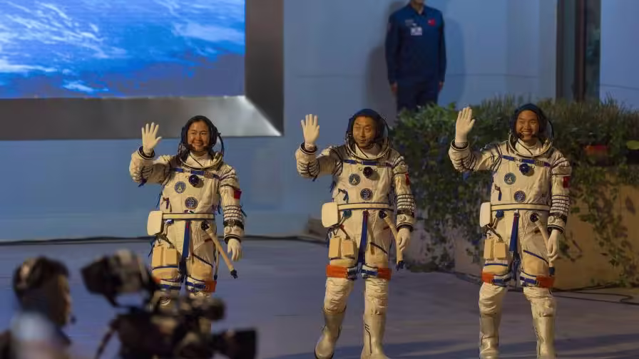 Nueva misión china llega a estación espacial Tiangong