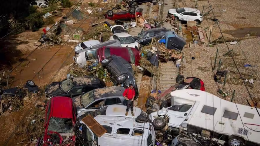 Dominicanos en Valencia afectados por inundaciones solicitan ayuda al consulado