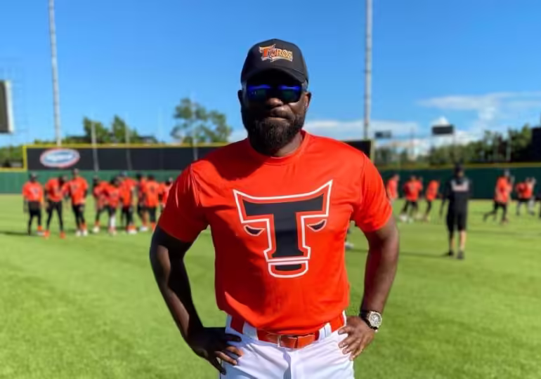 Carlos Febles toma las riendas de los Toros del Este para enderezar la temporada