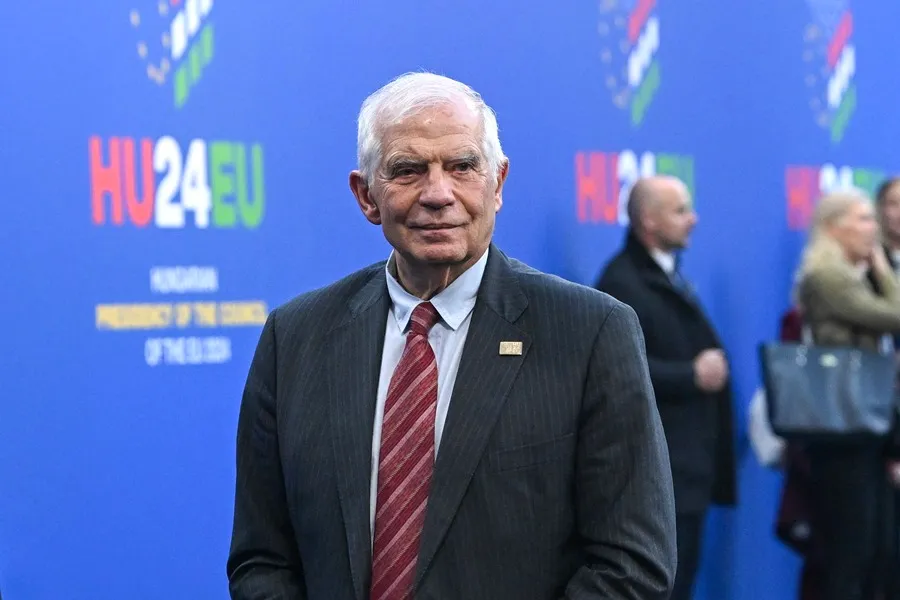 Josep Borrell reitera en Kiev el apoyo de la UE a Ucrania pese a incertidumbre en EE.UU.