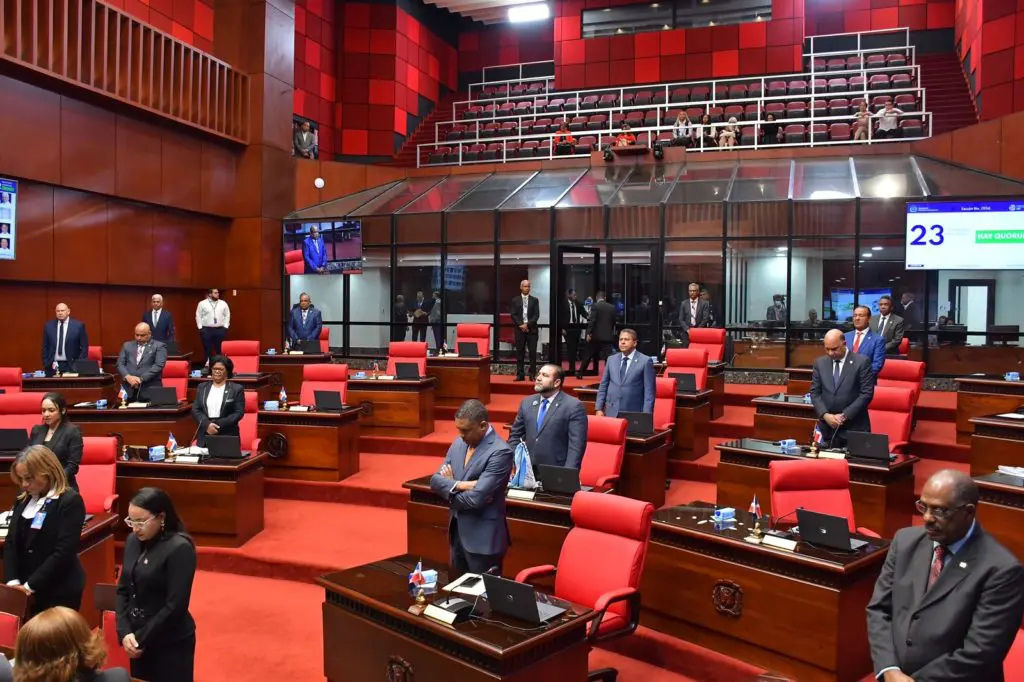 Congreso no aprueba nuevo Código Penal, pero el Gobierno presenta nuevos proyectos para sancionar delitos
