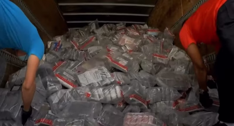 Incautan el mayor cargamento de drogas en la historia de República Dominicana en el puerto de Caucedo