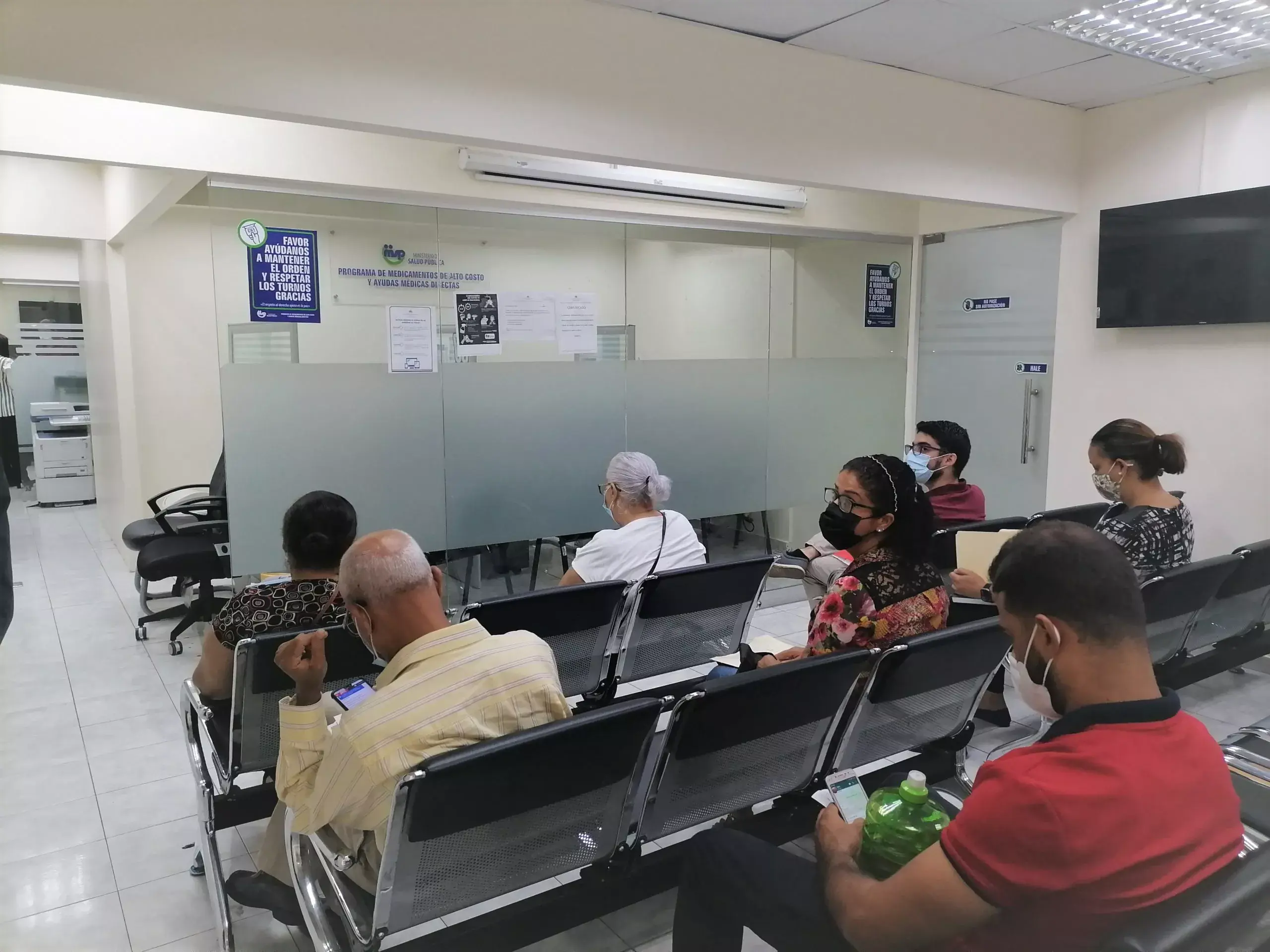CMD anuncia mejoras al Seguro Médico Transitorio de los Pensionados