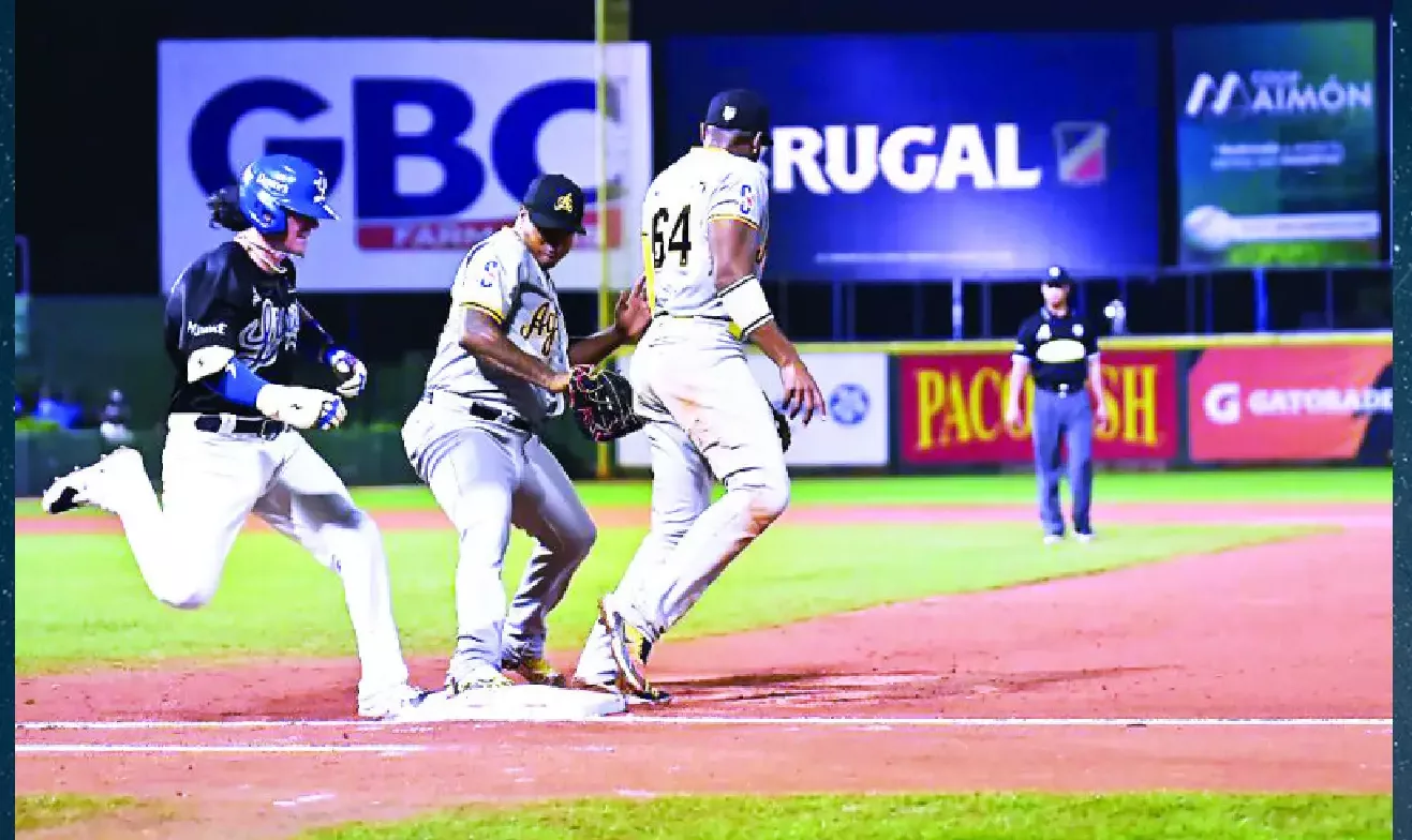 Águilas Cibaeñas en Apuros en la Fase Inicial del Round Robin; Licey y Estrellas Lideran