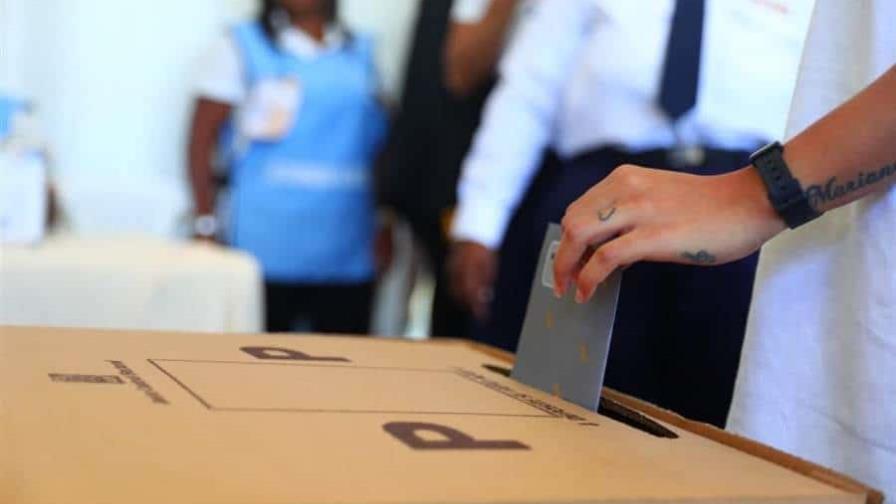 Diputadas del PRM impulsan paridad de género en candidaturas políticas