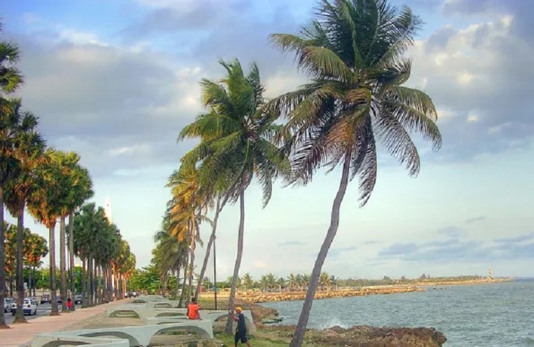Pronóstico del tiempo para este viernes: Día soleado y lluvias moderadas en algunas provincias