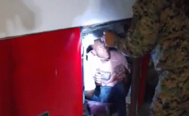 Ejército Dominicano frustra transporte ilegal de 24 haitianos en autobús interceptado