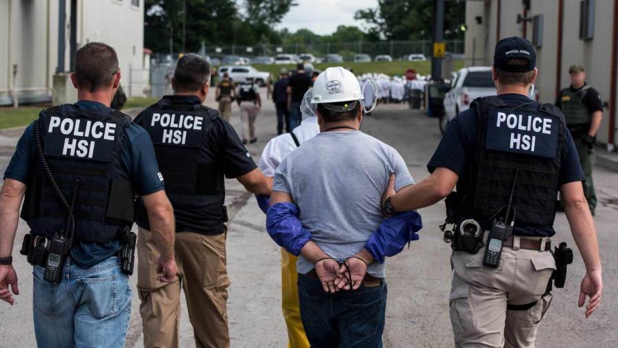 Inmigrantes sin récord criminal afectados por las primeras redadas de la administración de Donald Trump