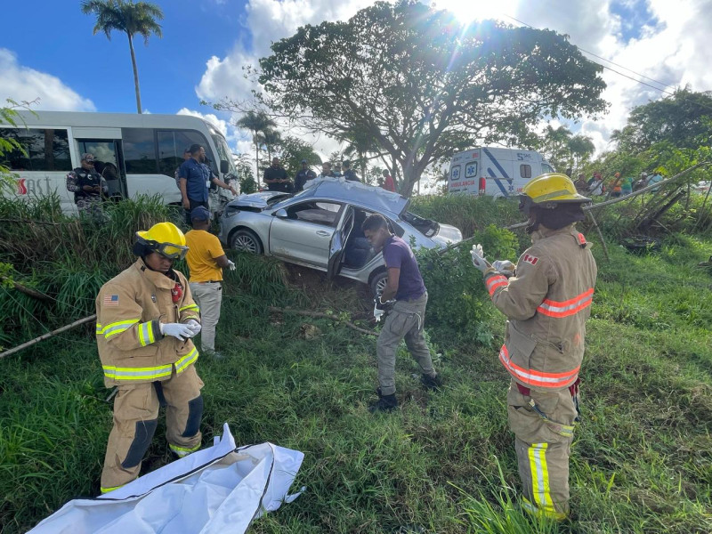 Cuatro fallecidos en accidente de tránsito en La Otra Banda, Higüey