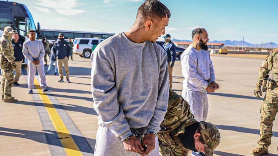 EE.UU. enviará migrantes detenidos a la base naval de Guantánamo