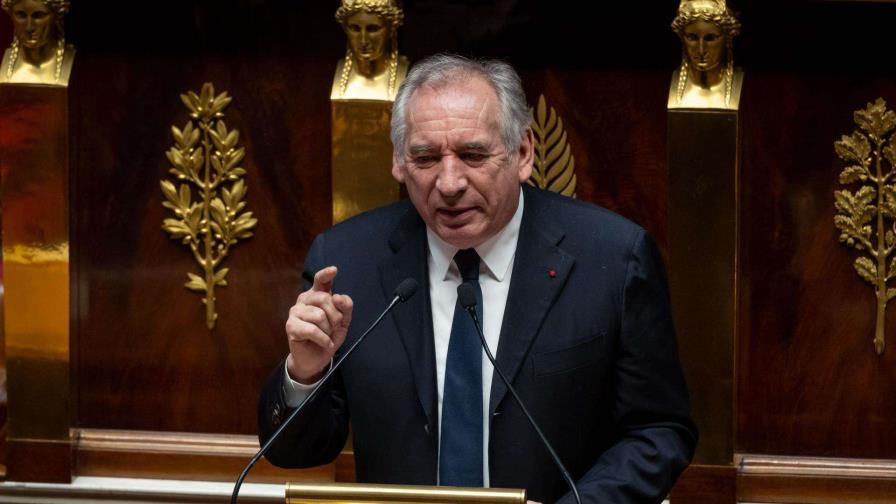 Francia debate cambios en el acceso a la nacionalidad por derecho de suelo