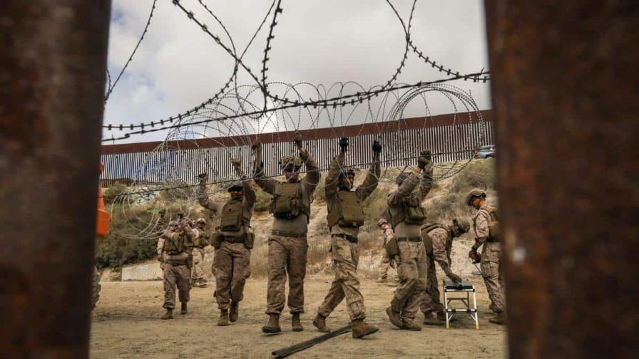 EE.UU. refuerza el muro fronterizo en San Diego tras órdenes de Trump