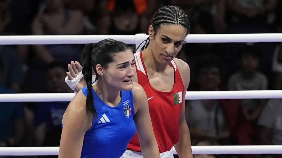 Boxeadora argelina Imane Khelif denuncia «falsas y ofensivas» acusaciones de la IBA sobre su género