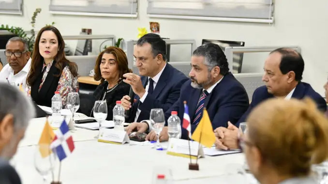 La JCE presenta el proyecto de la nueva Cédula de Identidad y Electoral
