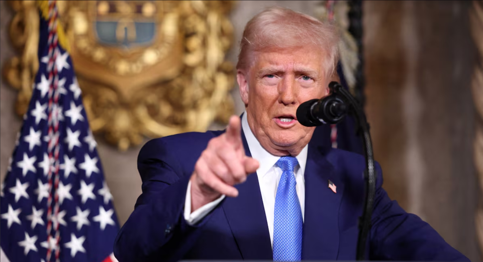 Trump califica a Zelenski de «dictador» y advierte sobre el futuro de Ucrania