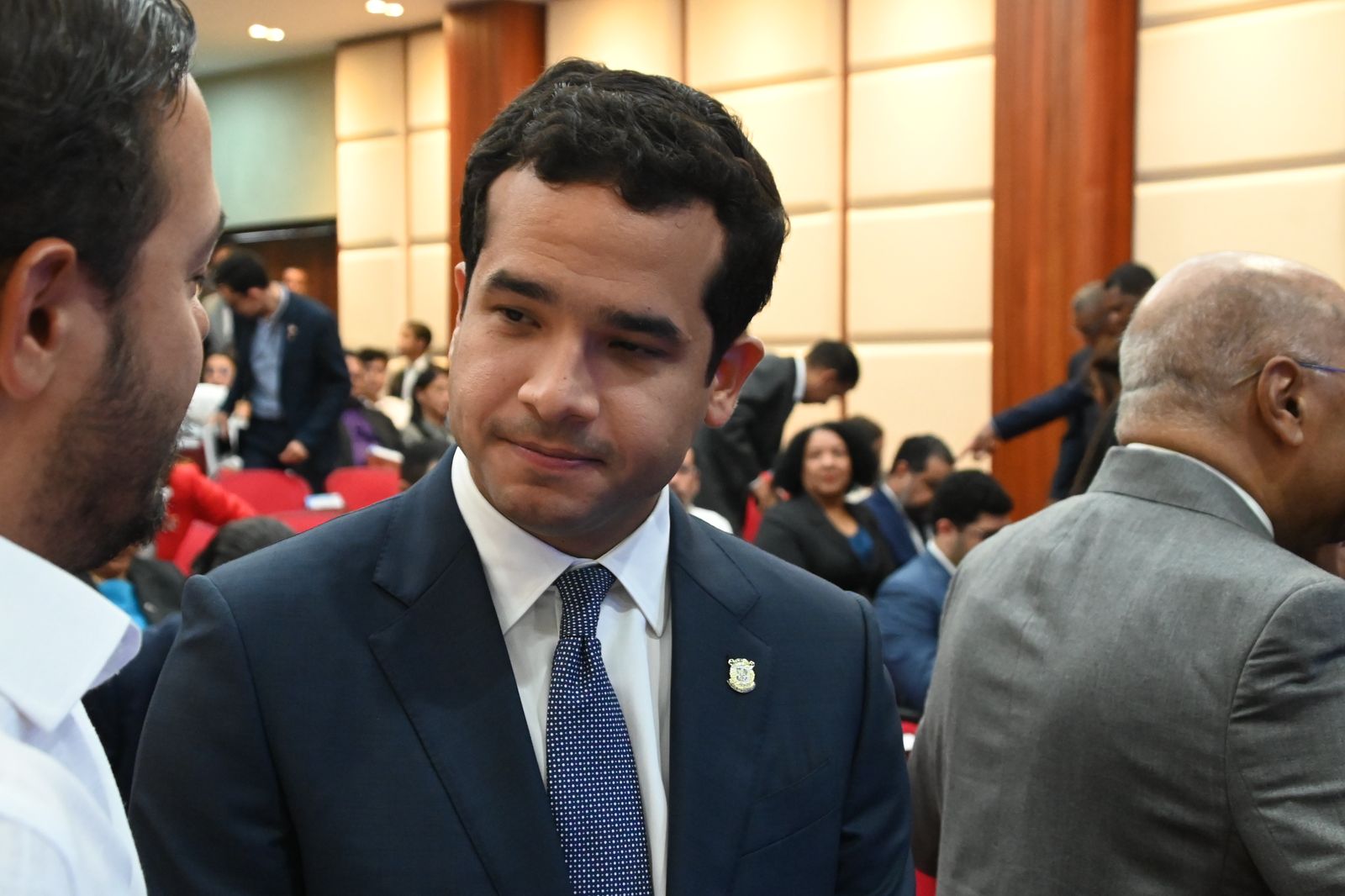 Omar Fernández espera que Luis Abinader traiga esperanza y avances tangibles al pueblo dominicano