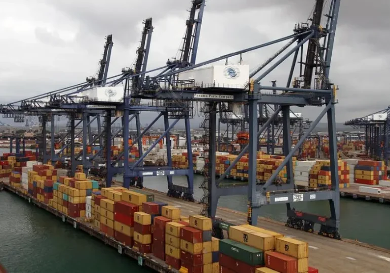 Trump presiona y Hutchison cede: empresa estadounidense adquirirá puertos en Panamá